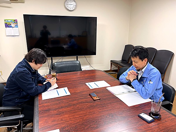 川野晴也社長へのインタビューの様子