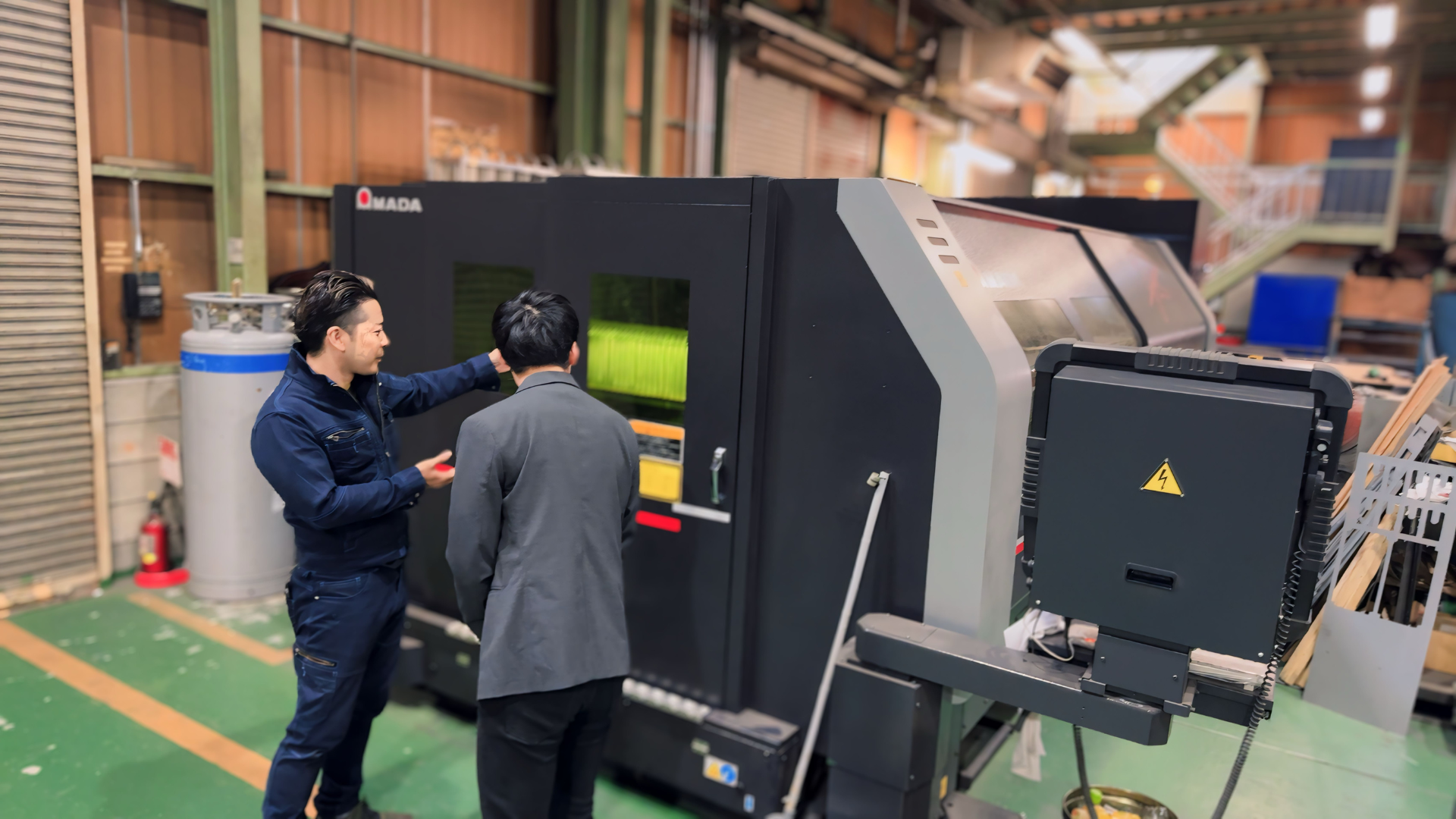 機械ひとつひとつを丁寧に説明してくれています。